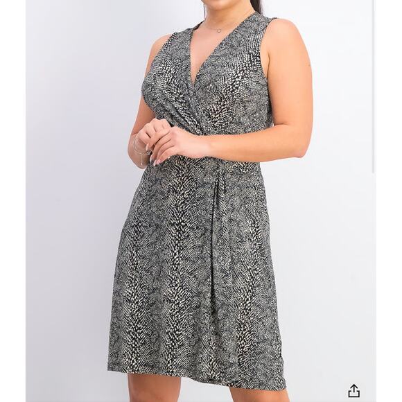 Hailey 23 Dresses & Skirts - Faux Wrap Dress Black Snakeskin Print Womens Medium NWT Sleeveless Versatile